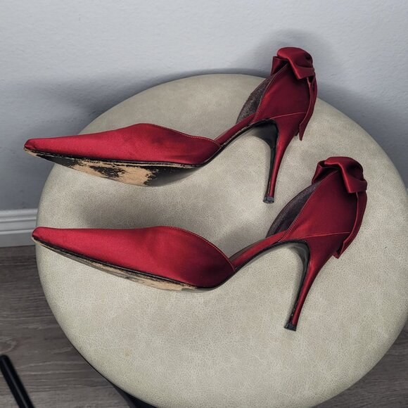 Stuart Weitzman Burgundy Satin Bow Pumps – Size 12M - Picture 8 of 10
